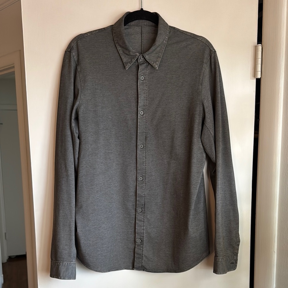 Lululemon Men’s Commission Long Sleeve Shirt
